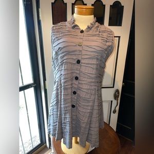 Et’Lois top/dress or a long vest sleeveless. Size XL